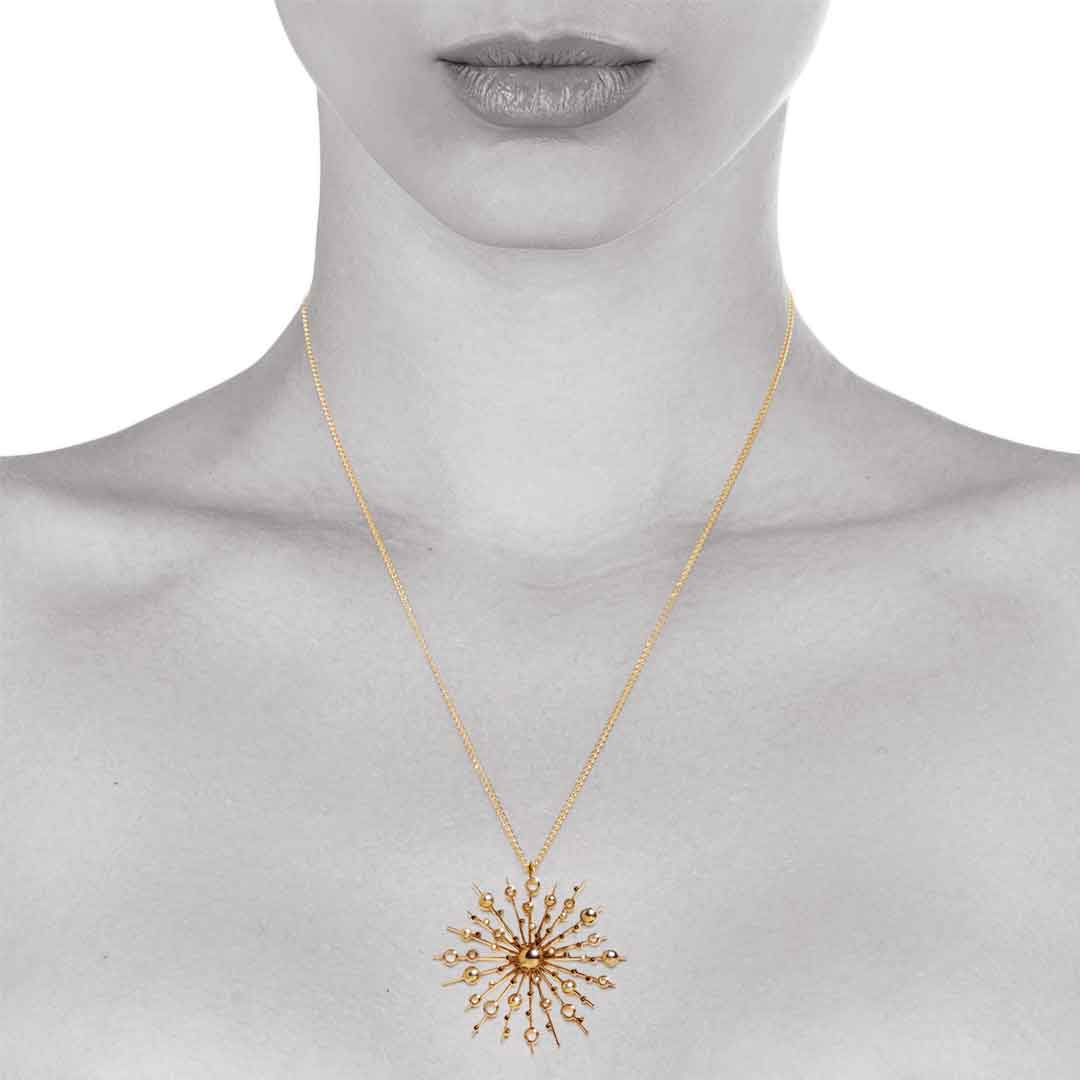 Soleil Pendant and Chain in yellow gold by Natalie Barney