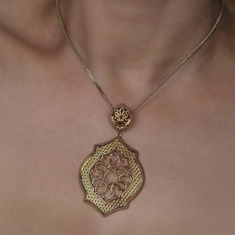 Mauresque Pendant and Chain in Yellow Gold by Natalie Barney