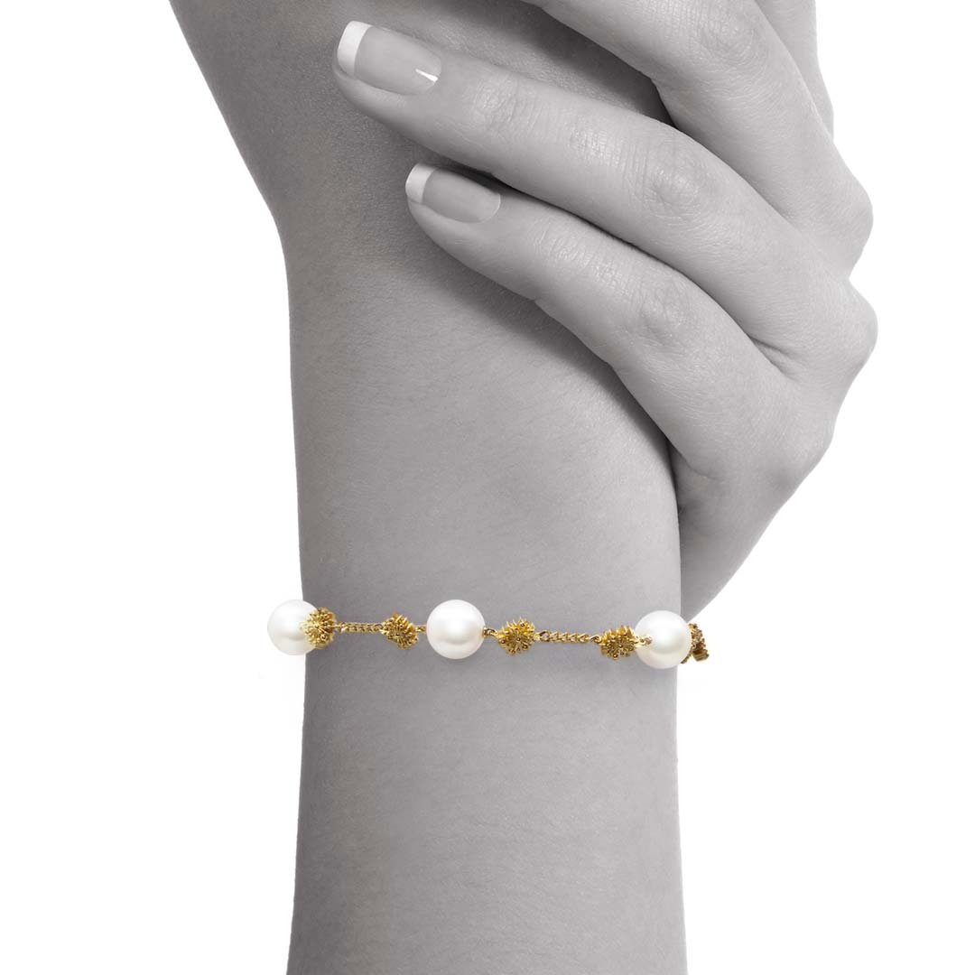 nb_soleil_pearl_yellow_gold_bracelet_model