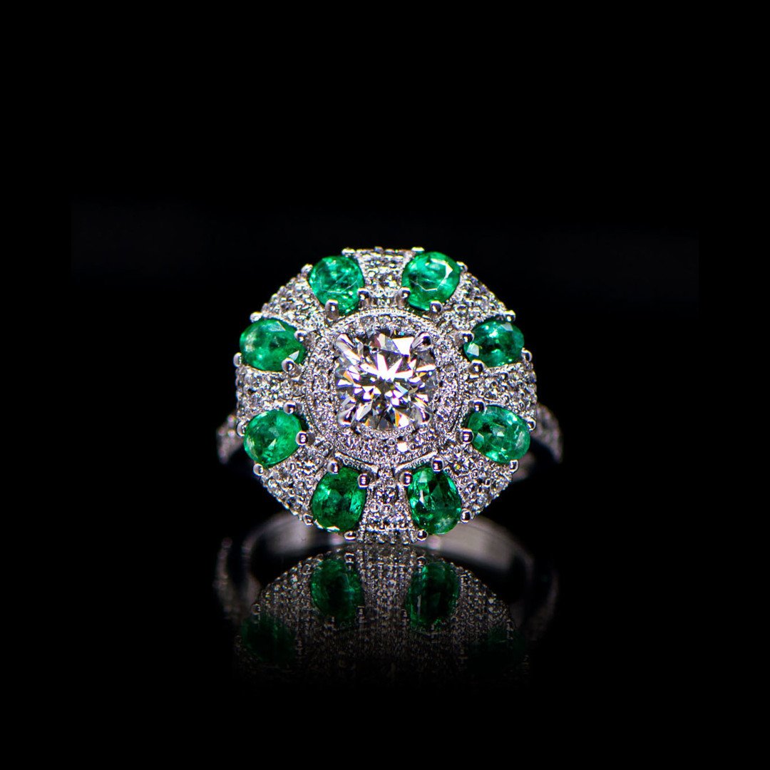 Diamond & Emerald Cluster Ring