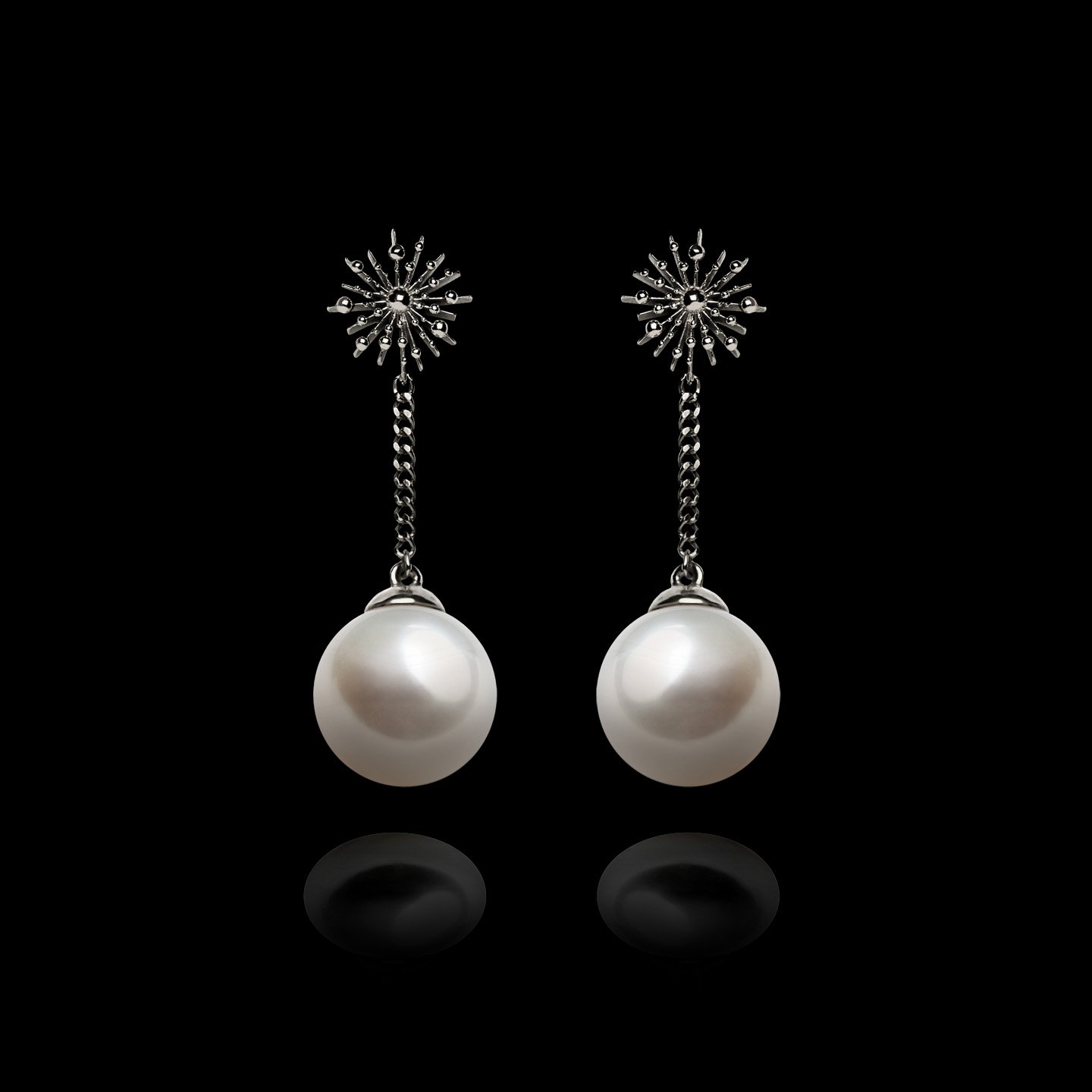 nb_brilliant_cut_rubellite_tourmaline_milgrain_diamond_cluster_ring_platinum_151123